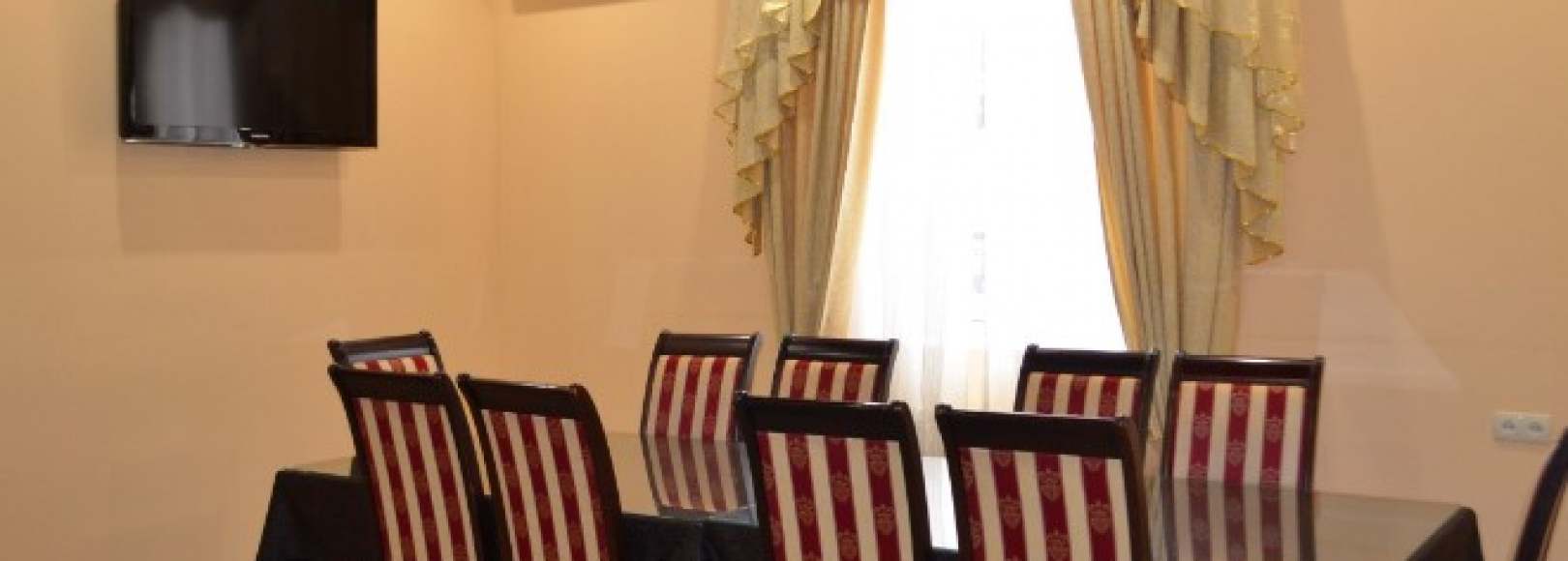 Фотография банкетного зала У Гургена