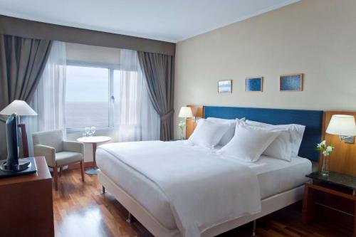 Фотография гостиницы NH Montevideo Columbia