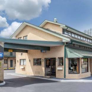 Фотографии гостиницы
Days Inn by Wyndham Woodbury Long Island