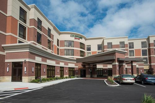 Фотография гостиницы Courtyard by Marriott Cincinnati Midtown/Rookwood