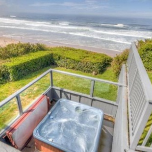 Фотография гостевого дома Moonstruck Beach House