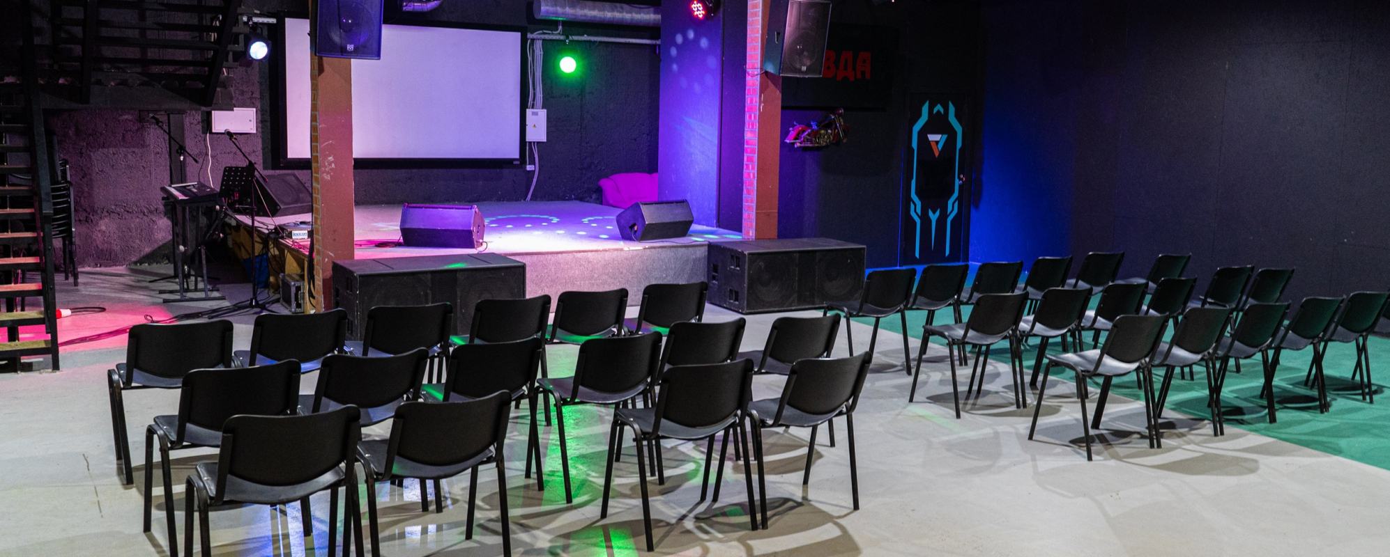 Фотографии концертного зала Лофт-Парк Подземка Зал PRAVDA