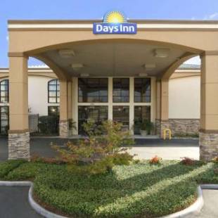 Фотографии гостиницы
Days Inn & Suites by Wyndham Tuscaloosa - Univ. of Alabama