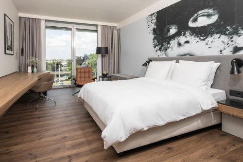 Фотография гостиницы Radisson Blu Hotel Köln