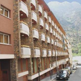 Фотография гостиницы Hotel Folch