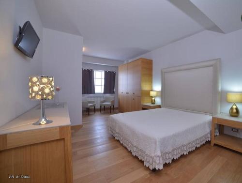 Фотографии мини отеля
L'Officina - San Cataldo Hotel