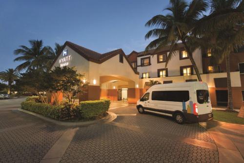 Фотография гостиницы Hyatt House Miami Airport