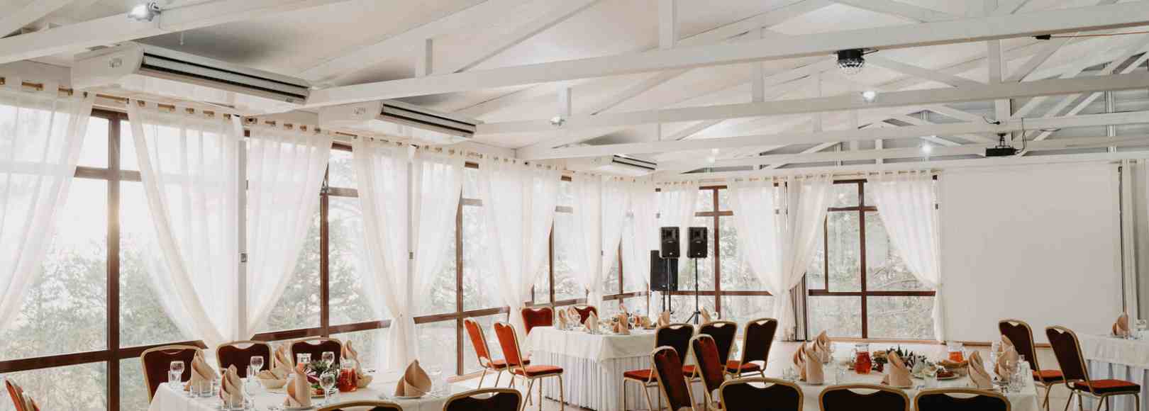 Фотография банкетного зала Панорамный банкетный зал