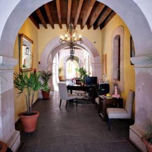 Фотографии гостиницы
Hotel Casa Faroles Centro Histórico