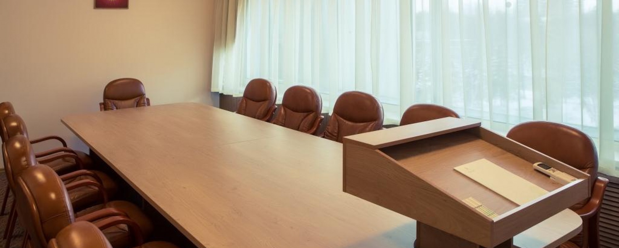 Фотографии комнаты для переговоров Покровское-Стрешнево