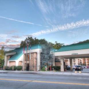 Фотографии гостиницы
Hampton Inn Gatlinburg