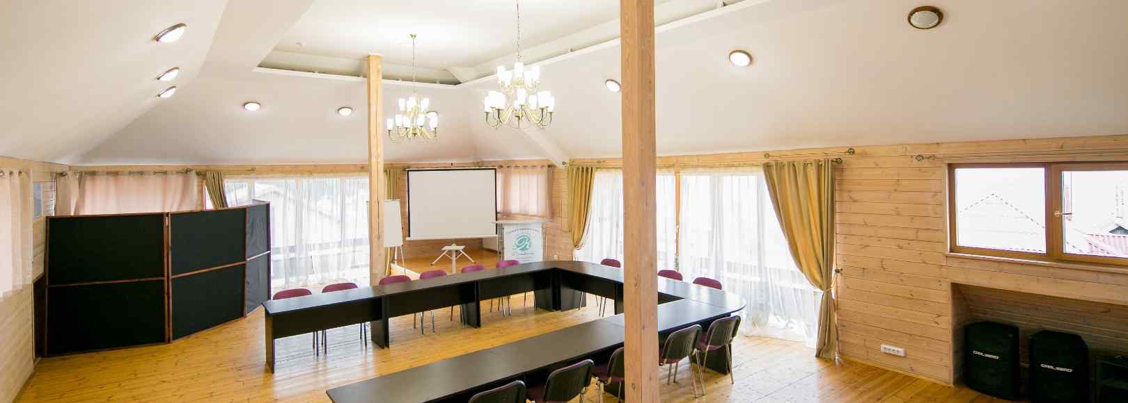 Фотография конференц-зала Крестовая Падь