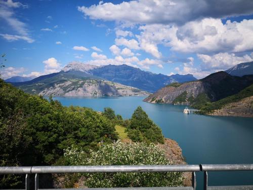 Фотография гостиницы Hôtel Espace Montclar