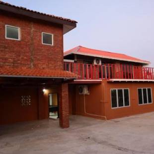 Фотографии мини отеля 
            Kenyalang Urban Homestay