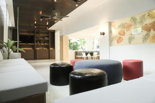 Фотографии гостиницы
Hotel De Karon