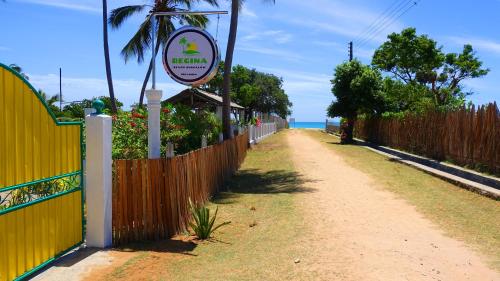 Фотография гостиницы Regina Beach Bungalow