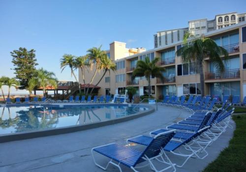 Фотография гостиницы Dolphin Beach Resort