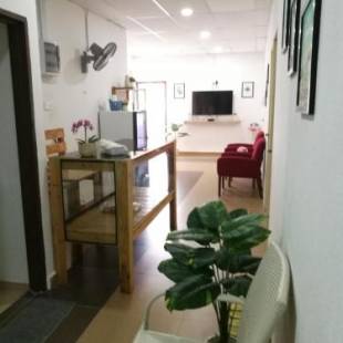 Фотографии гостевого дома
Aban Transit House