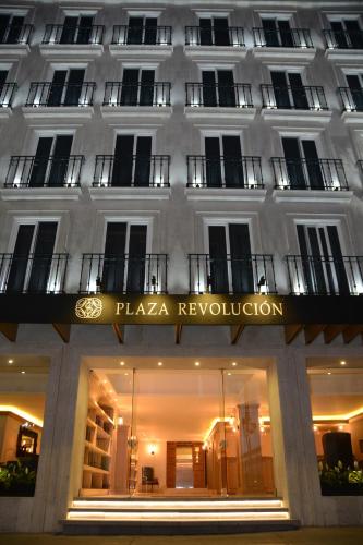 Фотография гостиницы Hotel Plaza Revolución