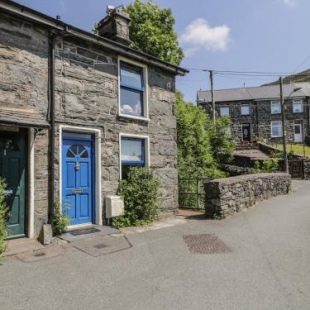 Фотография гостевого дома 2 Waterloo Cottage, Blaenau Ffestiniog