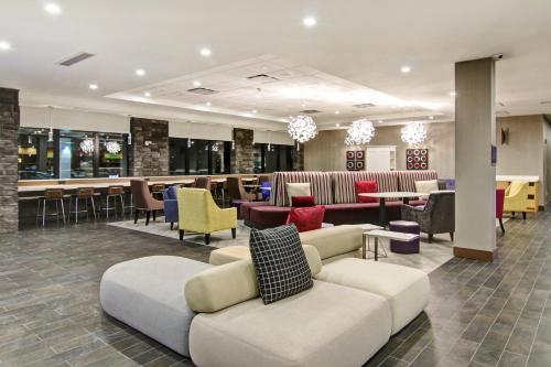 Фотография гостиницы Home2 Suites By Hilton Edmonton South