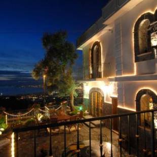 Фотографии мини отеля
La Dimora Le Fumarole B&B