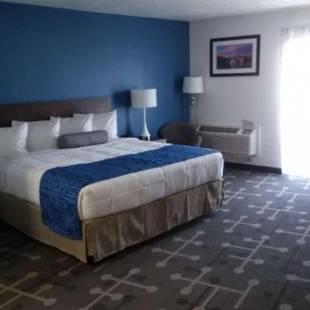 Фотографии мотеля
Baymont by Wyndham Spokane