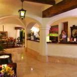 Фотография гостиницы Antara Hotel