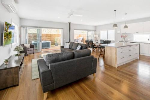 Фотография мини отеля HALE KUPA Rye Beach House Spa Table Tennis