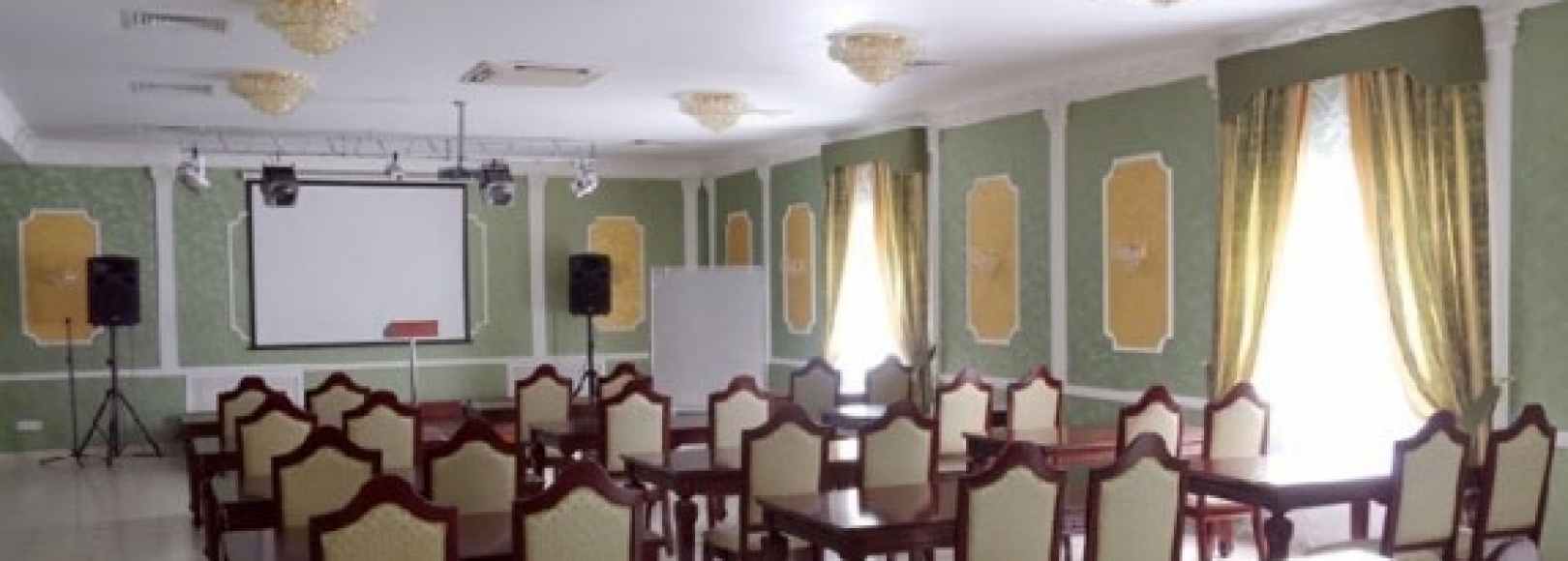 Фотография конференц-зала Саратовская