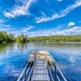 Фотография гостевого дома Hall's All-Seasons Lake House