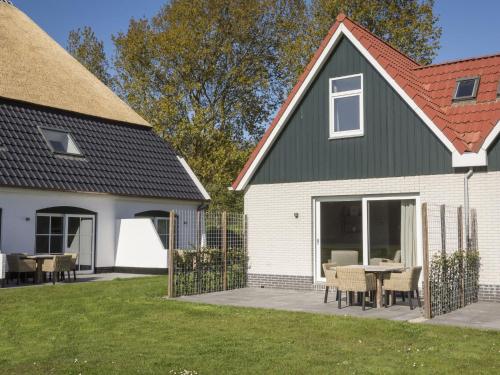 Фотография гостевого дома Child-friendly Holiday Home in Texel near Sea