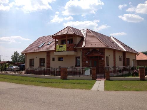 Фотография гостевого дома VIDOR Vendégház