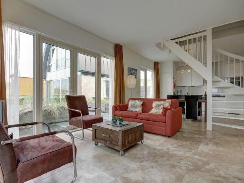 Фотография гостевого дома Luxury apartment on the boulevard and at North Sea