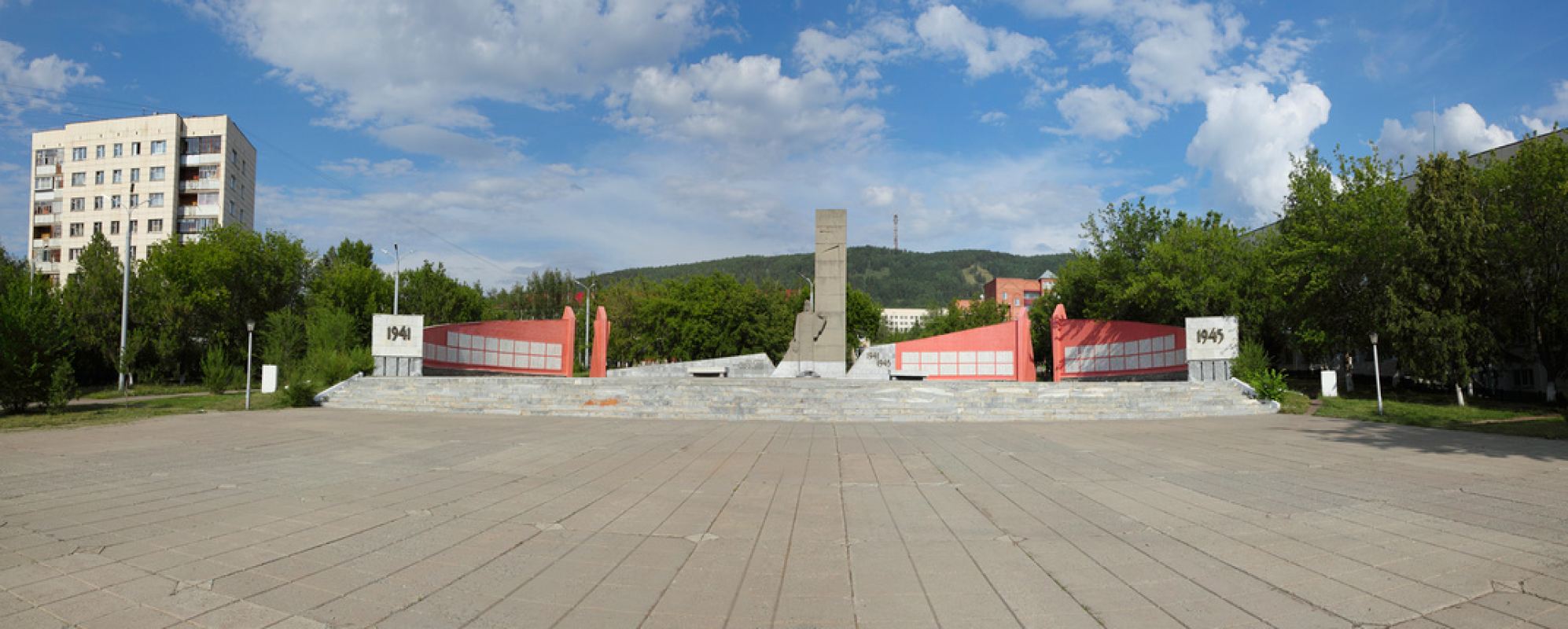 Фотографии достопримечательности Мемориал Скорбящая мать