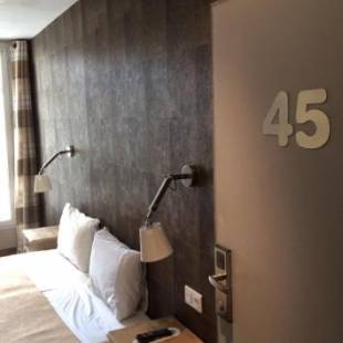 Фотографии гостиницы 
            H33 Hôtel