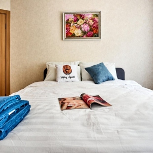 Фотография квартиры Tolstoy Apart (Толстой Апарт) на улице Маршала Жукова