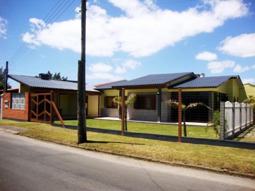 Фотография гостевого дома Casa em capão da canoa