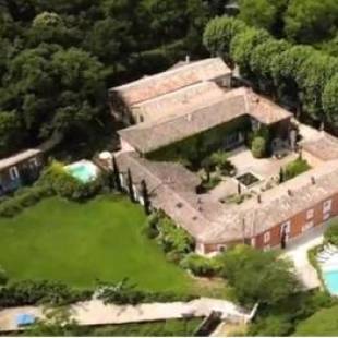 Фотографии гостевого дома 
            Le Mas des Oules