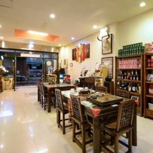 Фотографии мини отеля
Lakeview Homestay