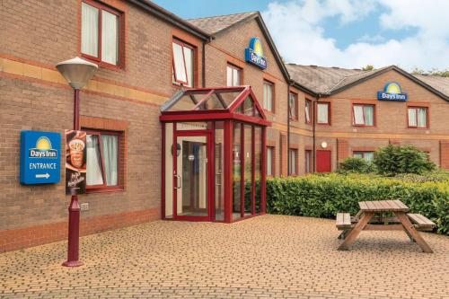 Фотография гостиницы Days Inn Magor