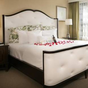 Фотографии гостиницы
The Raphael Hotel, Autograph Collection