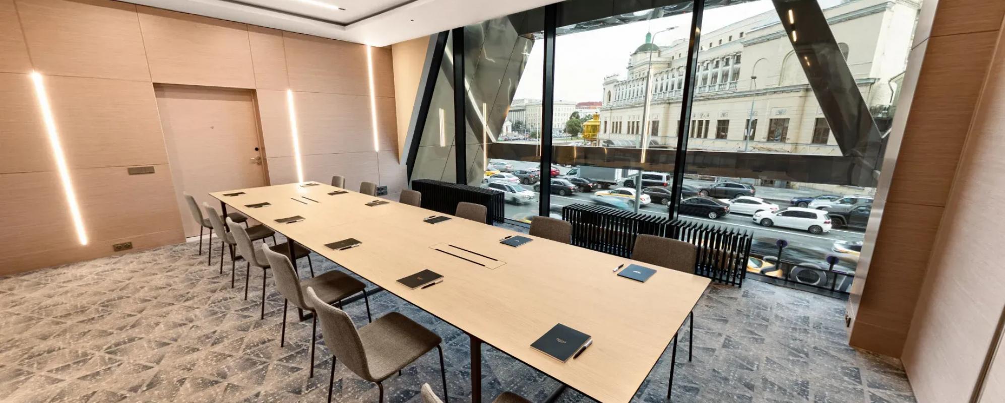 Фотографии комнаты для переговоров Переговорная комната Фиалка