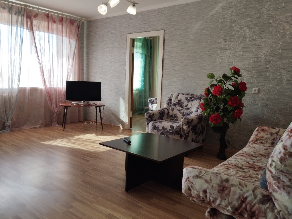 Фотография квартиры Двухкомнатные апартаменты возле ж/д и автовокзалов, центр