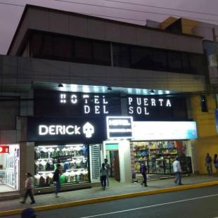 Фотография гостиницы HOTEL PUERTA DEL SOL