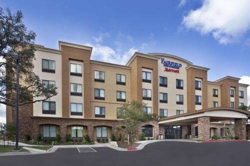 Фотография гостиницы Fairfield Inn and Suites by Marriott Austin Northwest/Research Blvd