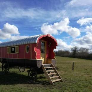 Фотографии мини отеля
La Roulotte des Grillots