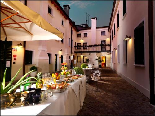 Фотографии гостиницы 
            Hotel & Residence Roma