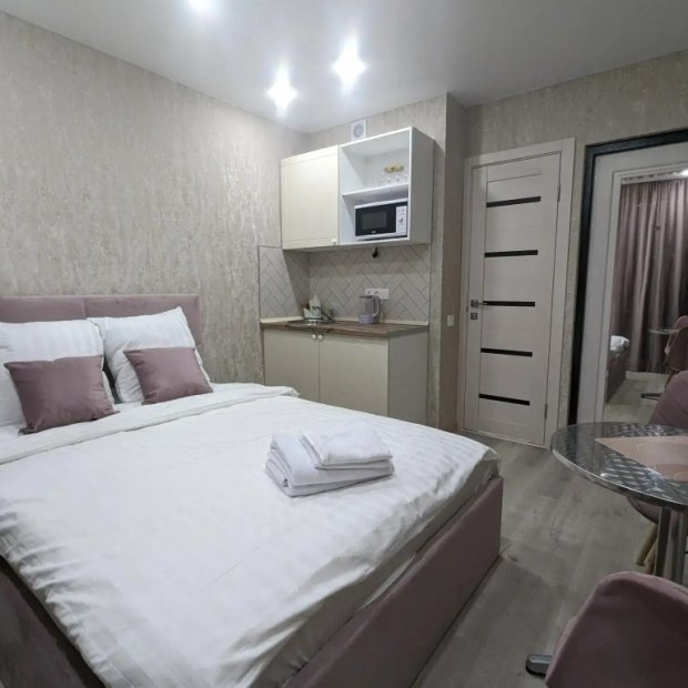 Фотографии квартиры 
            Апартаменты RentHome студия Роуз на Южном шоссе у ТЦ Амбар