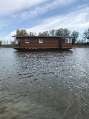 Фотографии кемпинга 
            Плав-Дом